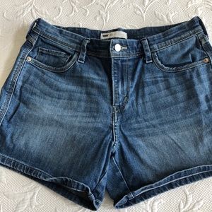 Levi’s classic fit Jean shorts